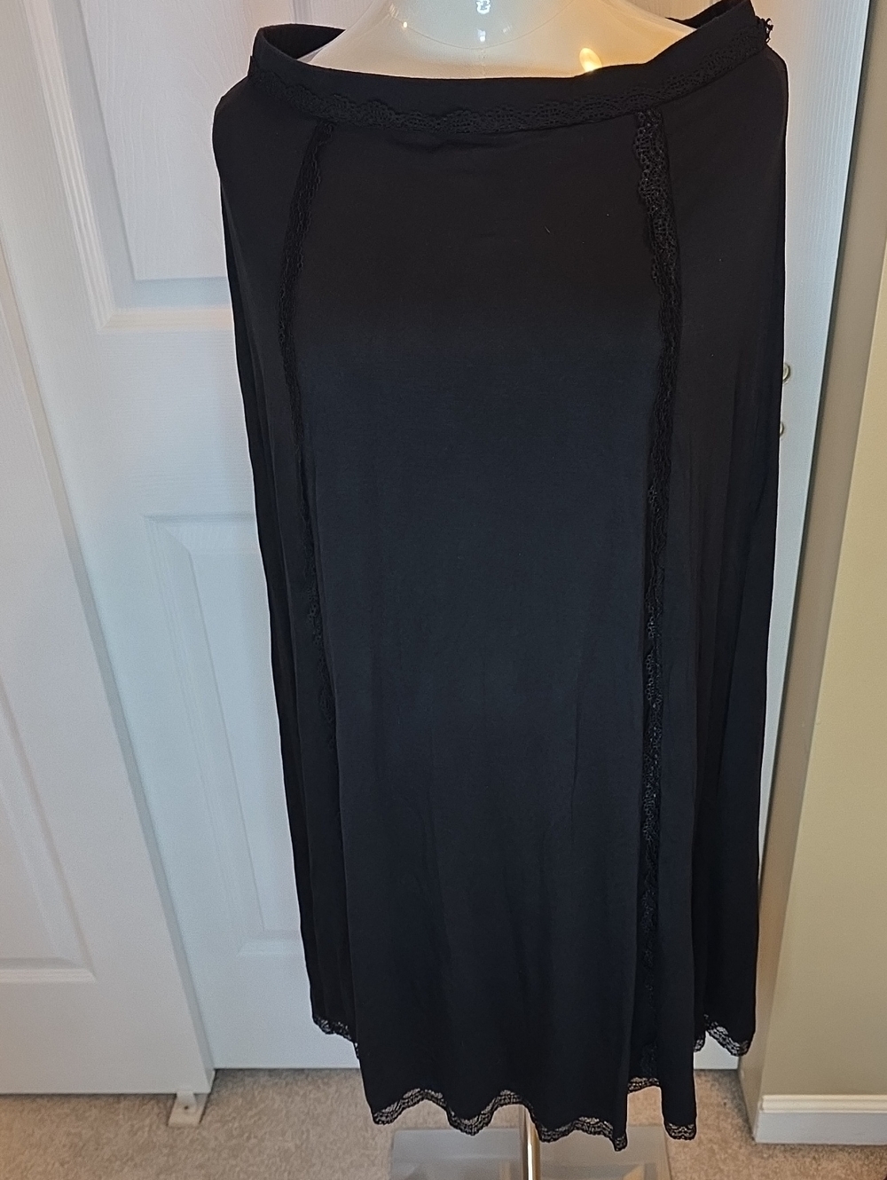 NWT Hot Topic Cosmic Aura Black Lace Trim Midi Skirt